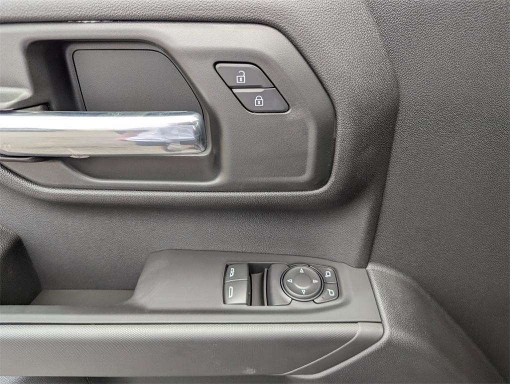new 2025 GMC Sierra 1500 car, priced at $36,240