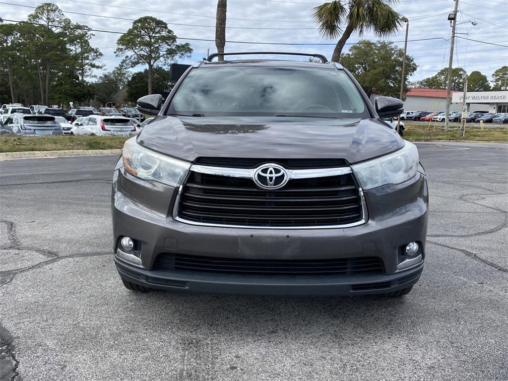 used 2014 Toyota Highlander car, priced at $11,552