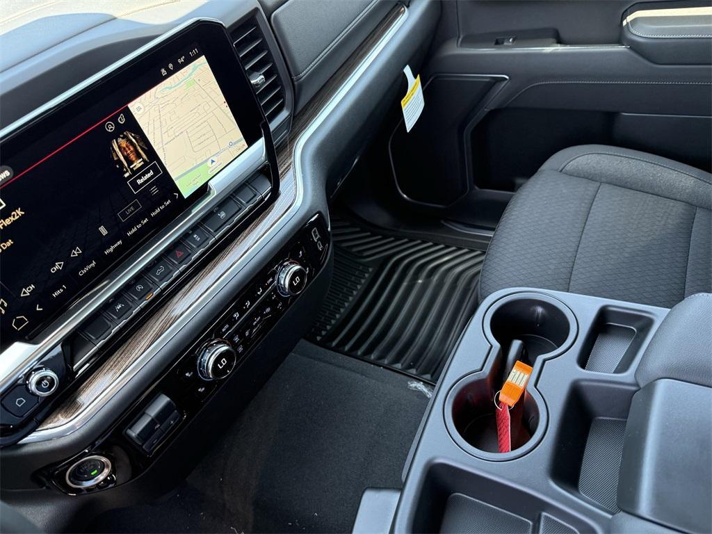 new 2025 GMC Sierra 1500 car, priced at $48,000
