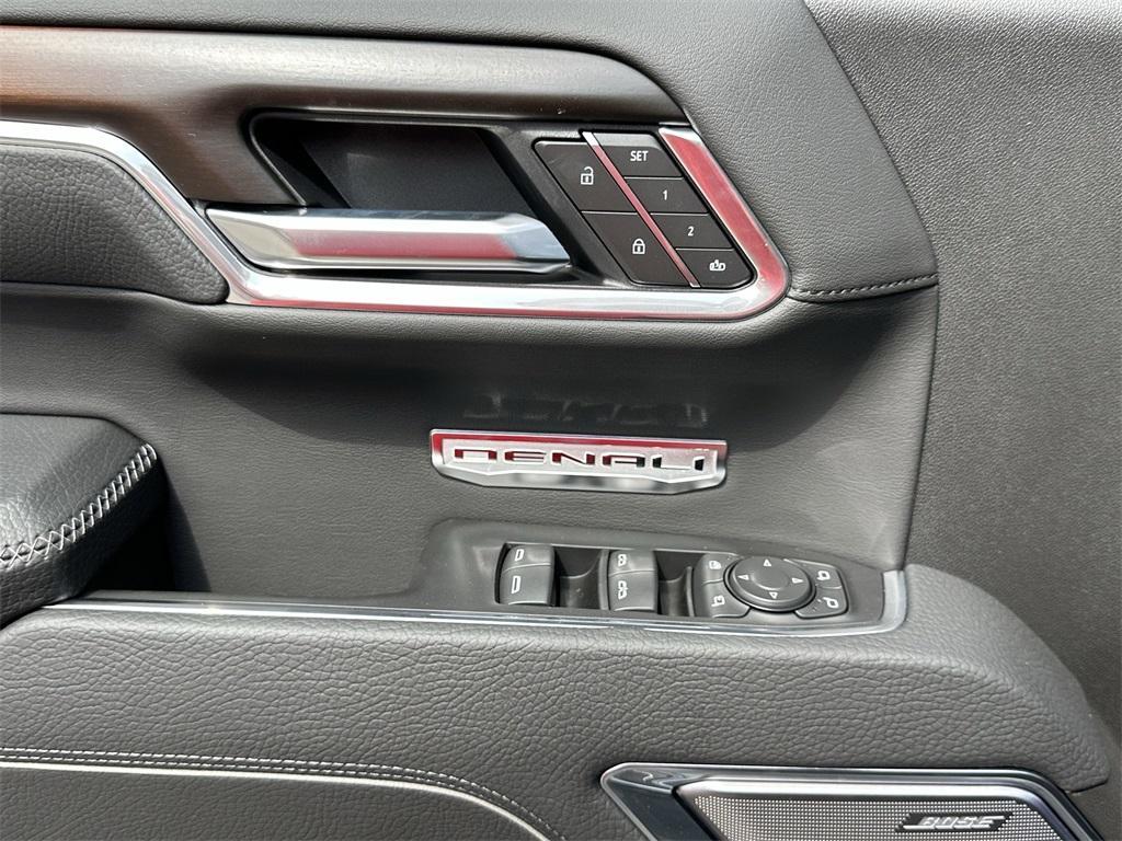 new 2025 GMC Sierra 1500 car, priced at $75,195