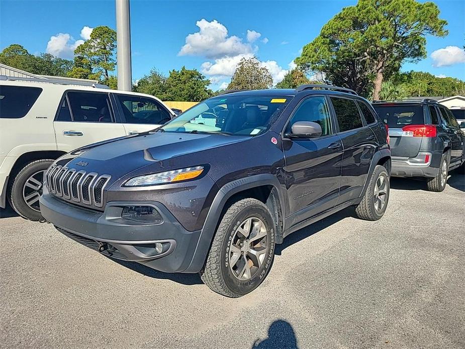 used 2018 Jeep Cherokee car, priced at $22,897