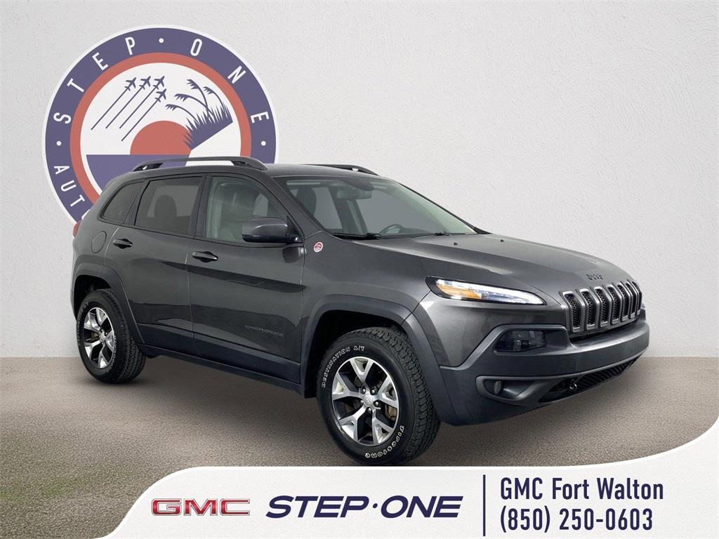 used 2018 Jeep Cherokee car, priced at $21,635