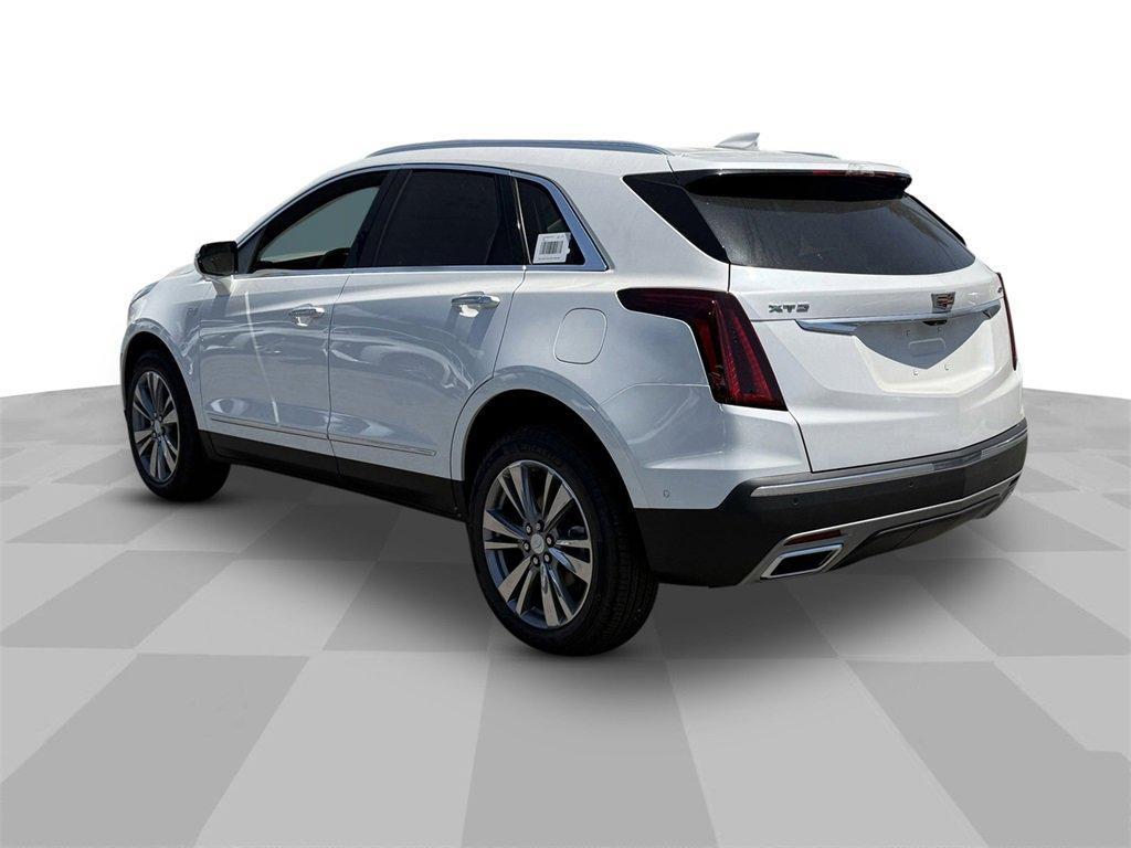 new 2025 Cadillac XT5 car, priced at $55,490