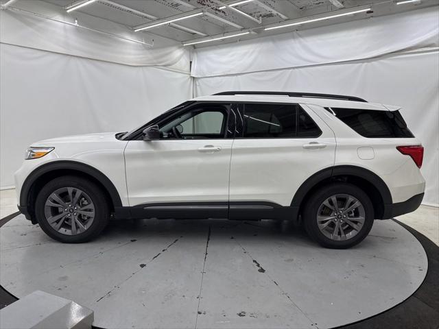 new 2024 Ford Explorer car, priced at $44,557