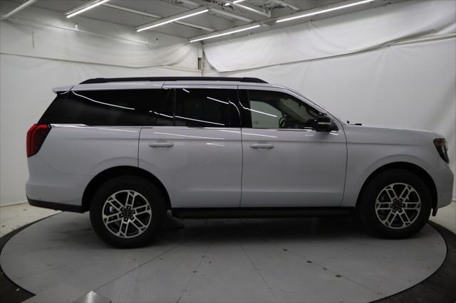 new 2025 Ford Expedition car, priced at $68,210