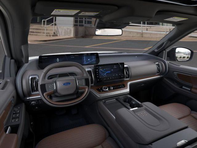 new 2025 Ford Expedition car, priced at $82,378