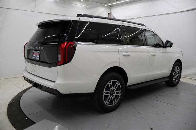 new 2025 Ford Expedition car, priced at $69,800
