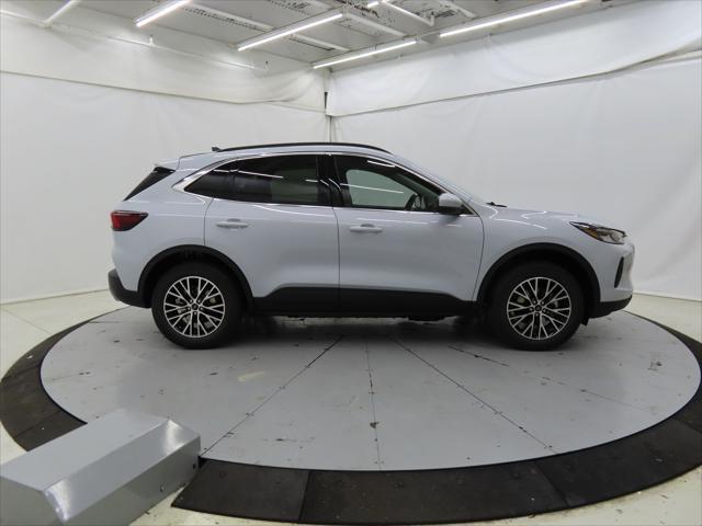new 2025 Ford Escape PHEV car, priced at $33,304