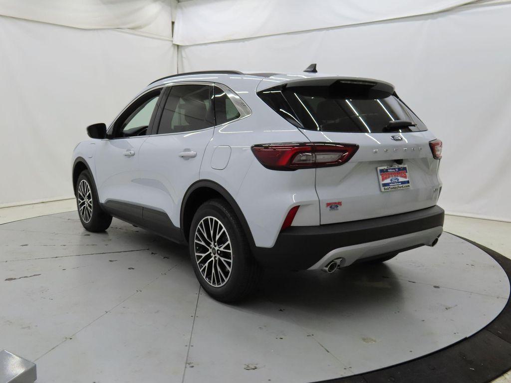 new 2025 Ford Escape PHEV car, priced at $27,528