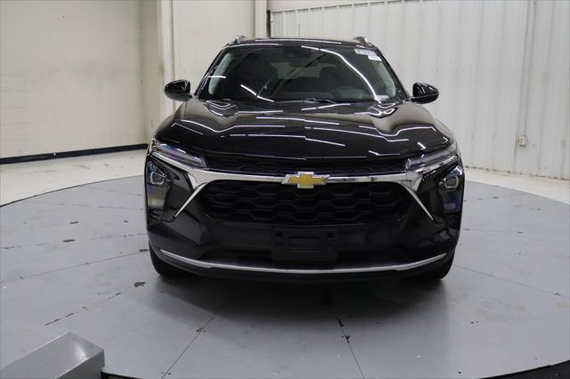 used 2025 Chevrolet Trax car, priced at $24,788