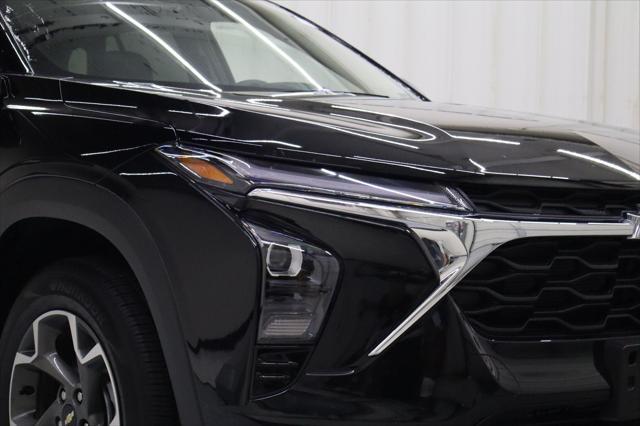 used 2025 Chevrolet Trax car, priced at $24,788