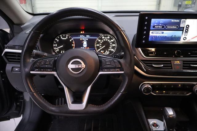 used 2023 Nissan Altima car, priced at $22,789