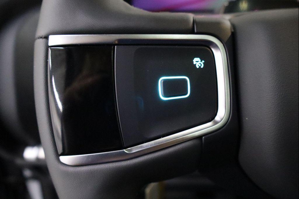 new 2025 Ford Expedition car, priced at $61,389