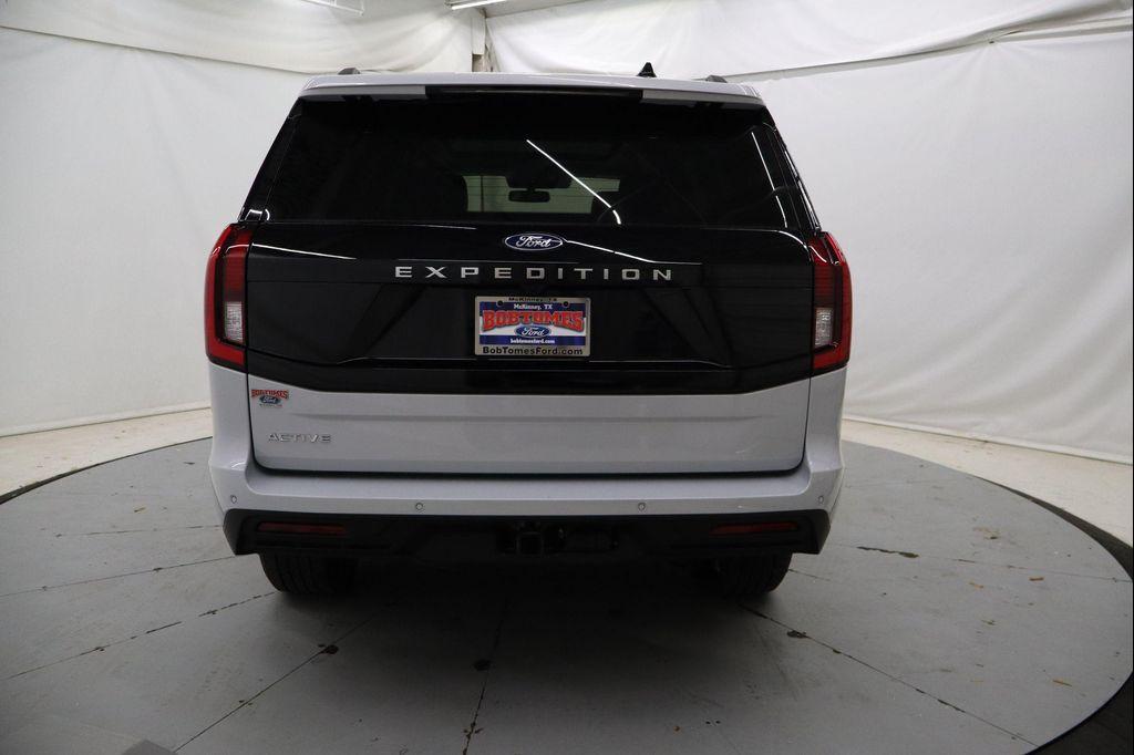 new 2025 Ford Expedition car, priced at $61,389