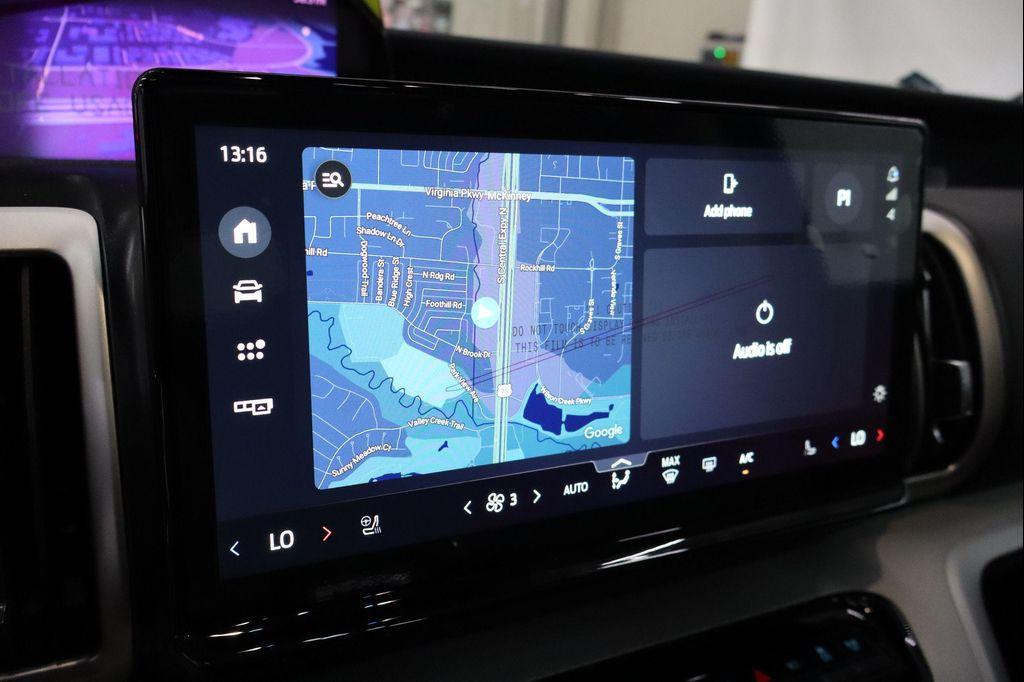 new 2025 Ford Expedition car, priced at $61,389