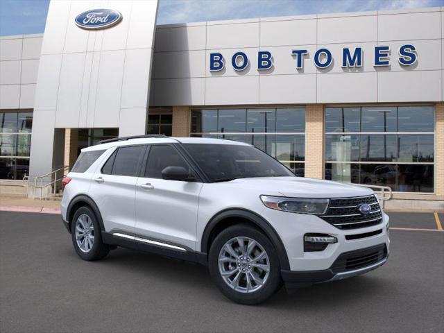 new 2024 Ford Explorer car, priced at $48,677