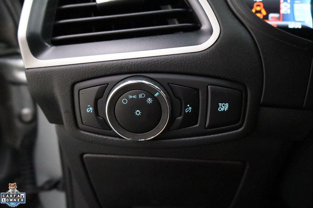 used 2024 Ford Edge car, priced at $25,048