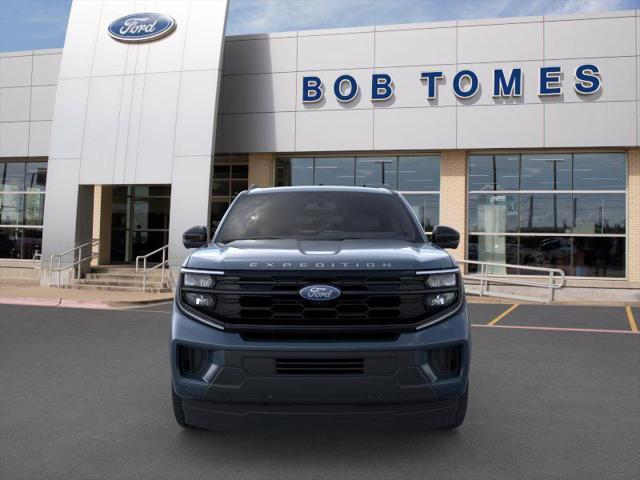 new 2025 Ford Expedition car, priced at $67,687