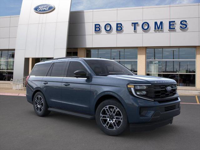 new 2025 Ford Expedition car, priced at $67,687