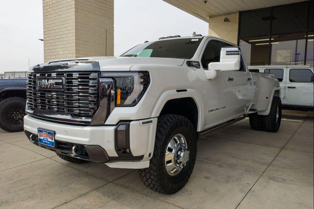 used 2022 Ford F-250 car, priced at $68,158