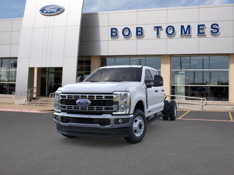 new 2025 Ford F-350 car, priced at $69,925