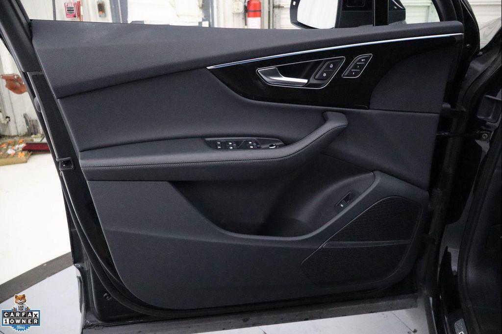 used 2024 Audi Q7 car, priced at $45,495