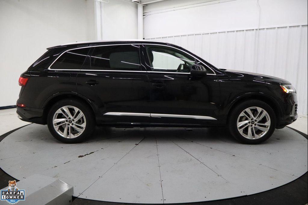 used 2024 Audi Q7 car, priced at $45,495