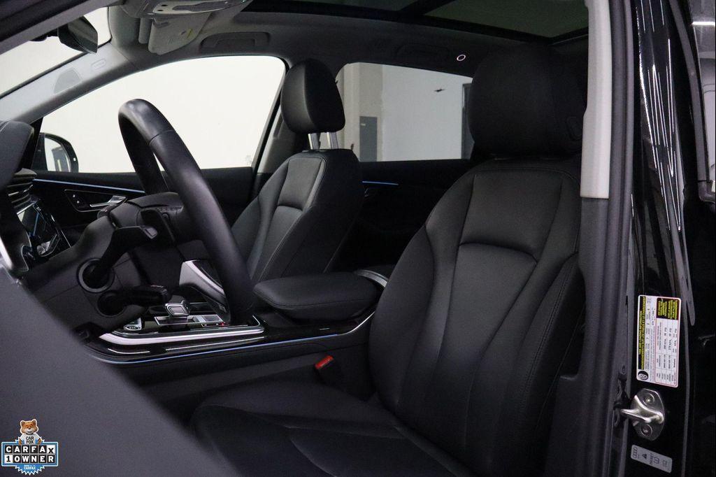 used 2024 Audi Q7 car, priced at $45,495