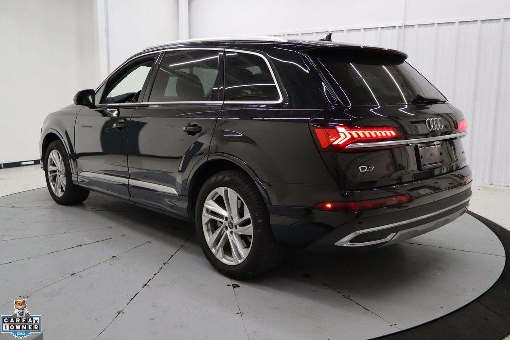 used 2024 Audi Q7 car, priced at $45,495