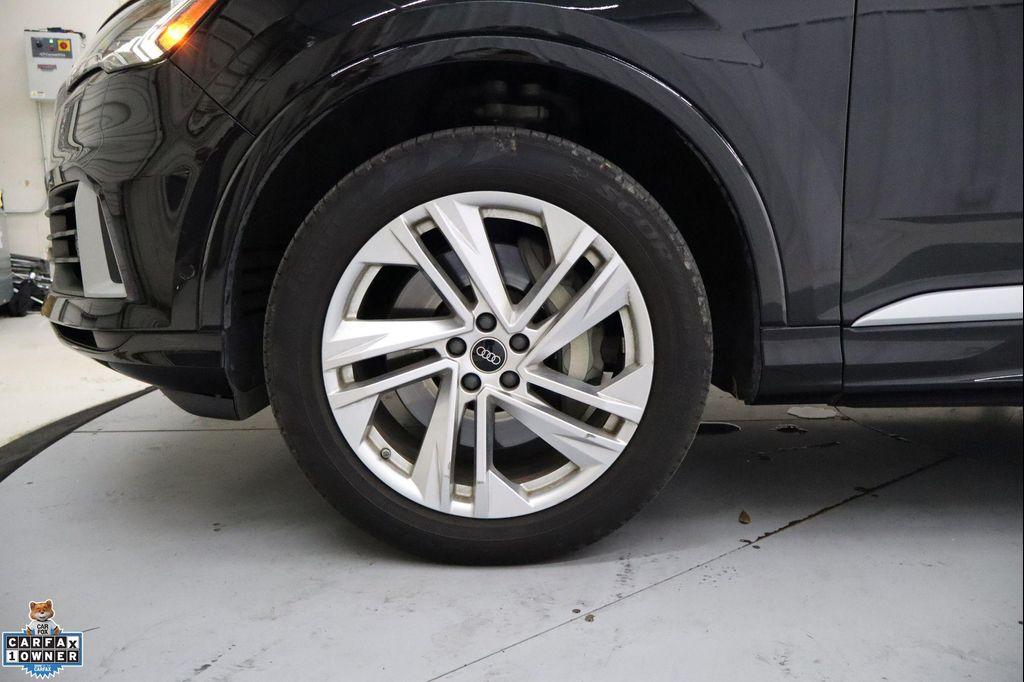 used 2024 Audi Q7 car, priced at $45,495