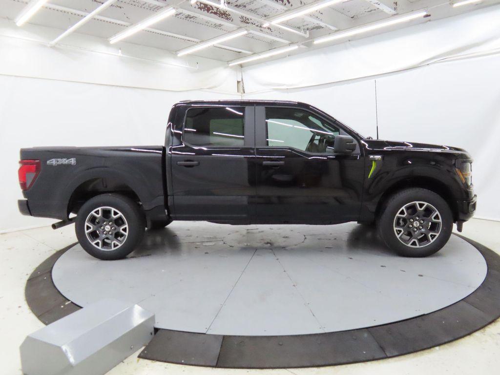 new 2025 Ford F-150 car, priced at $43,082