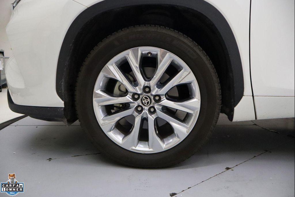 used 2021 Toyota Highlander car, priced at $34,000