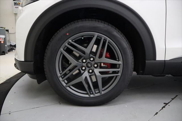 new 2025 Ford Explorer car, priced at $61,645