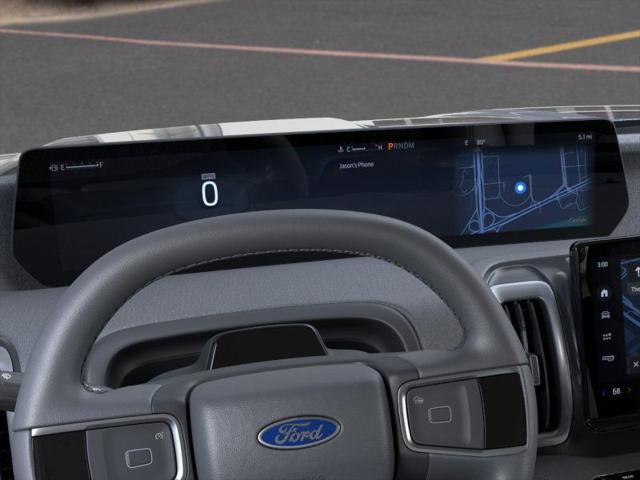 new 2025 Ford Expedition car, priced at $68,571
