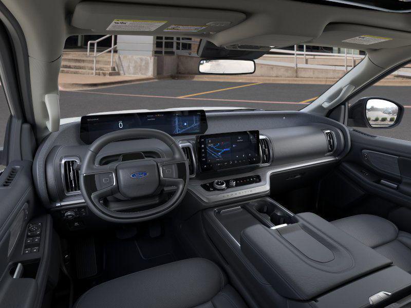 new 2025 Ford Expedition car, priced at $75,844