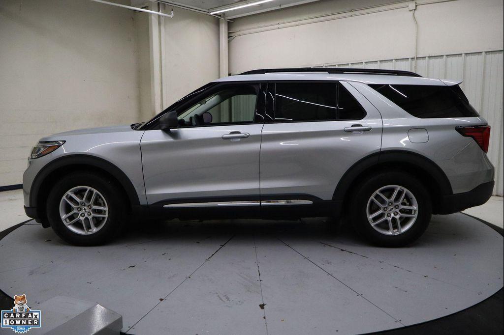 used 2025 Ford Explorer car, priced at $38,186