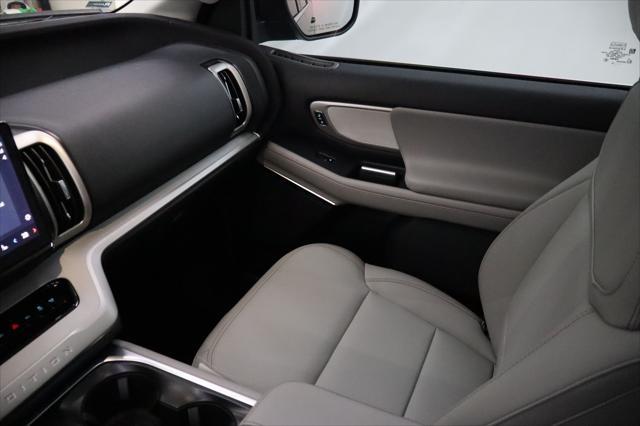 new 2025 Ford Expedition Max car, priced at $71,405