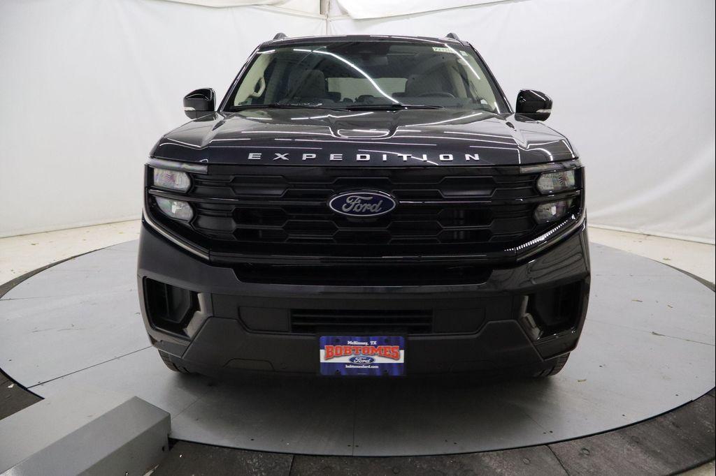 new 2025 Ford Expedition Max car, priced at $66,717