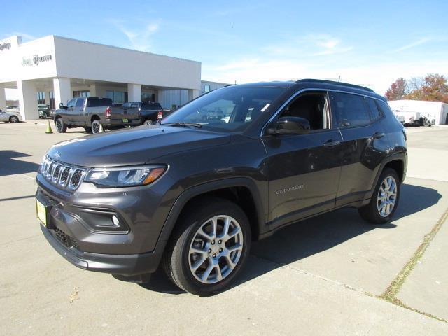 new 2024 Jeep Compass car, priced at $29,999