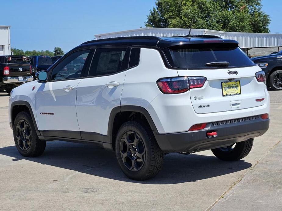 new 2024 Jeep Compass car, priced at $32,999