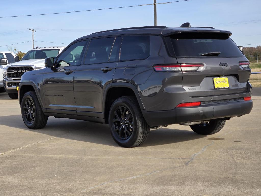 new 2025 Jeep Grand Cherokee L car, priced at $43,999