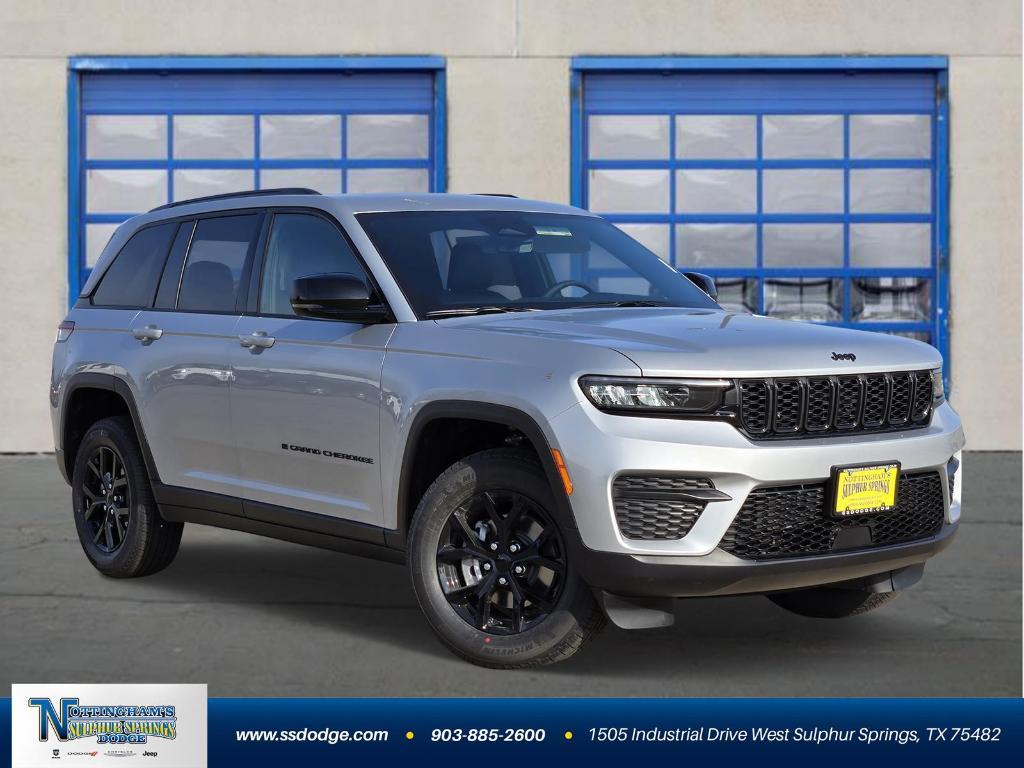 new 2025 Jeep Grand Cherokee car, priced at $40,499