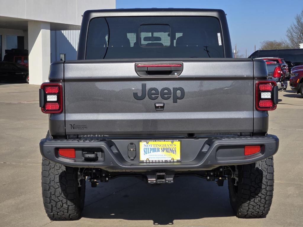 new 2023 Jeep Gladiator car, priced at $55,999