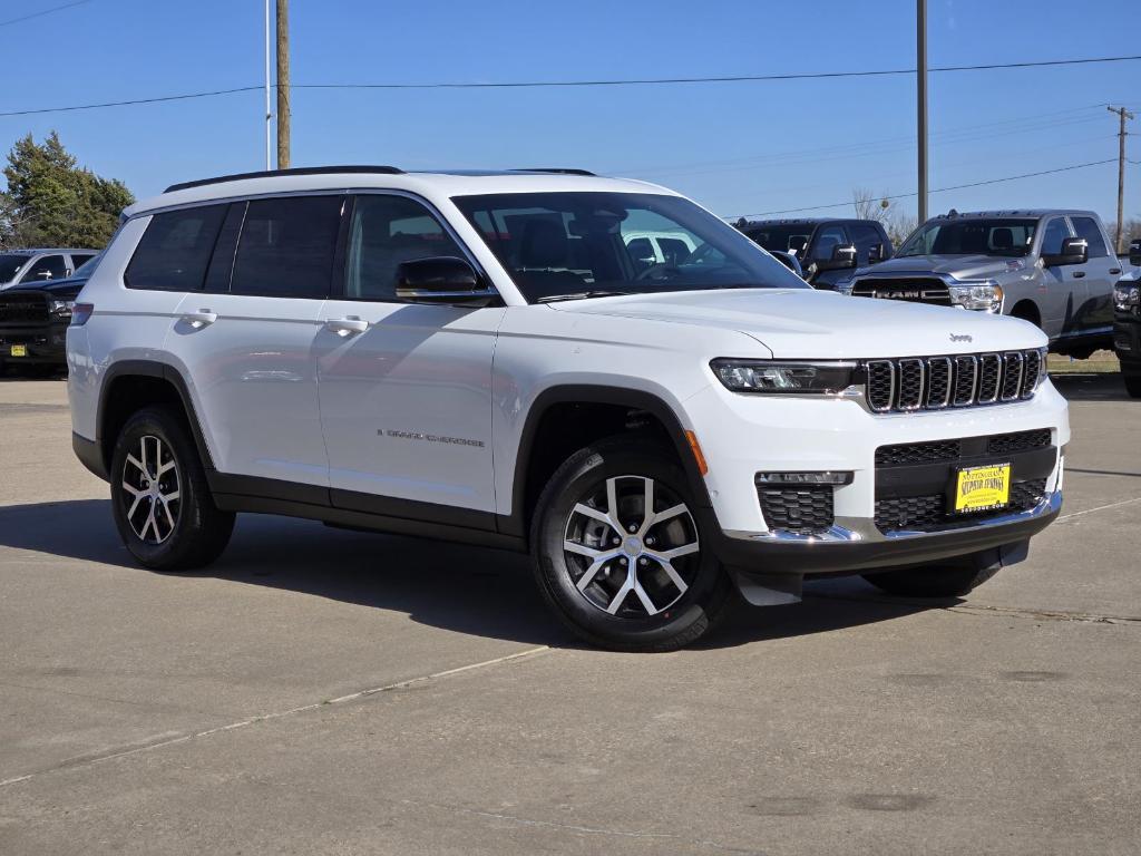 new 2025 Jeep Grand Cherokee L car, priced at $50,499