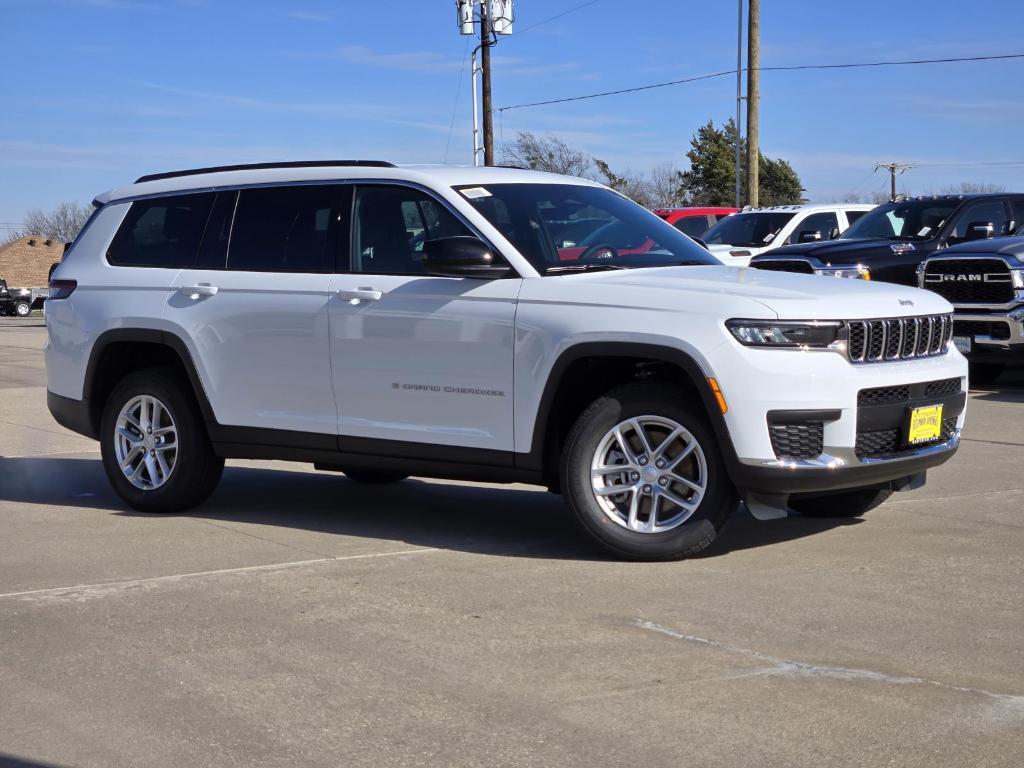 new 2025 Jeep Grand Cherokee L car, priced at $39,999