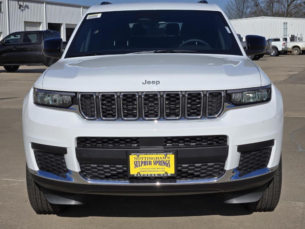 new 2025 Jeep Grand Cherokee L car, priced at $39,999