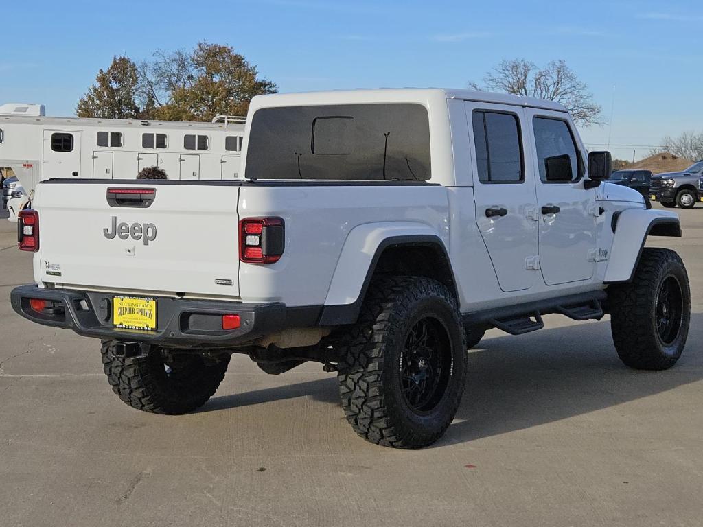 used 2022 Jeep Gladiator car, priced at $38,608