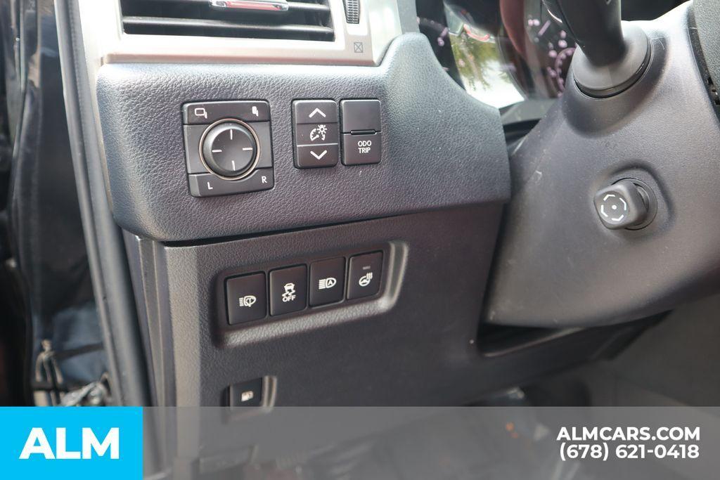 used 2022 Lexus GX 460 car, priced at $45,920