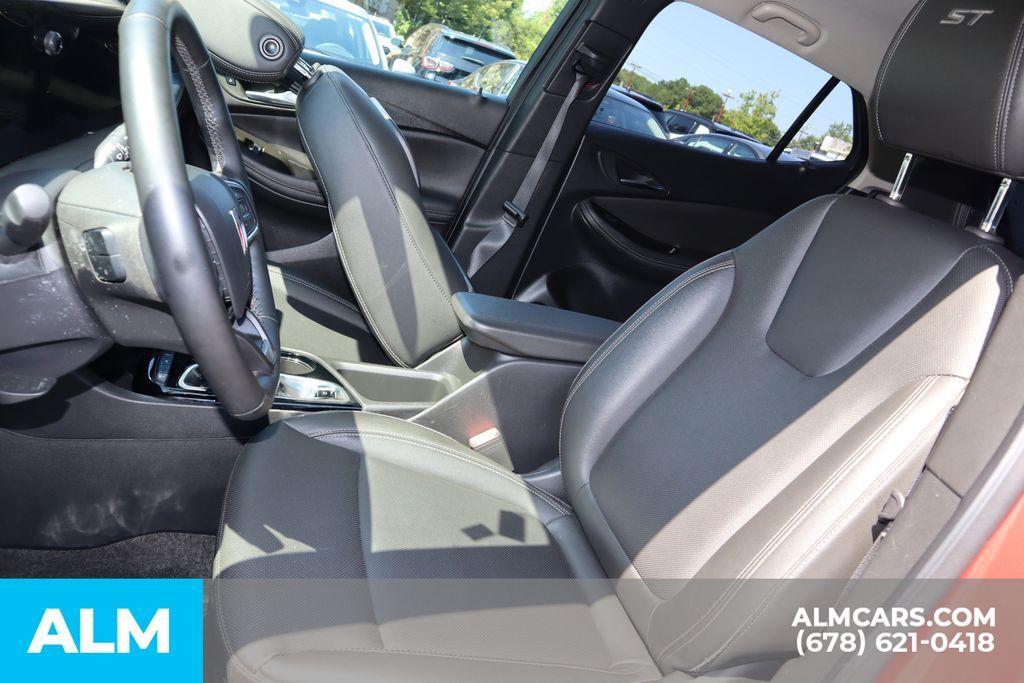 used 2024 Buick Encore GX car, priced at $19,420