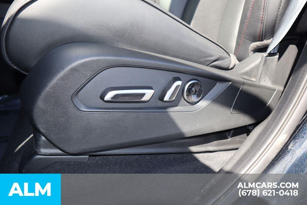 used 2022 Acura MDX car, priced at $40,470